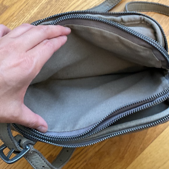 Liebeskind crossbody bag - Picture 3 of 10